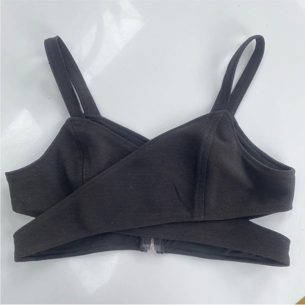 Black Crop Top - Picture 4 of 8